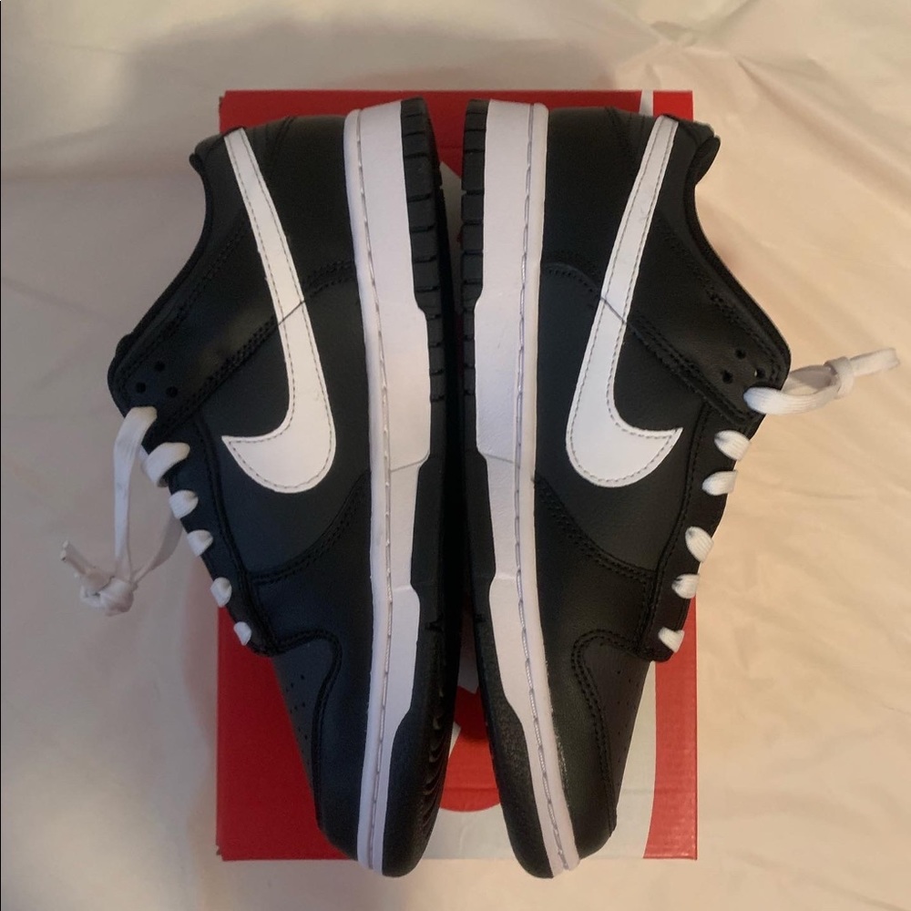 Nike Dunks Reverse Pandas - image 1